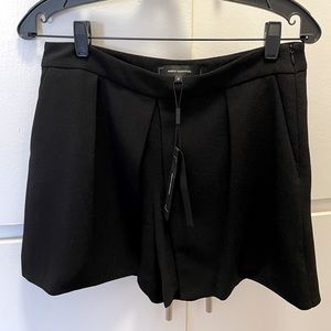 NWT Robert Rodriguez mini skirt/skort black SIZE 4